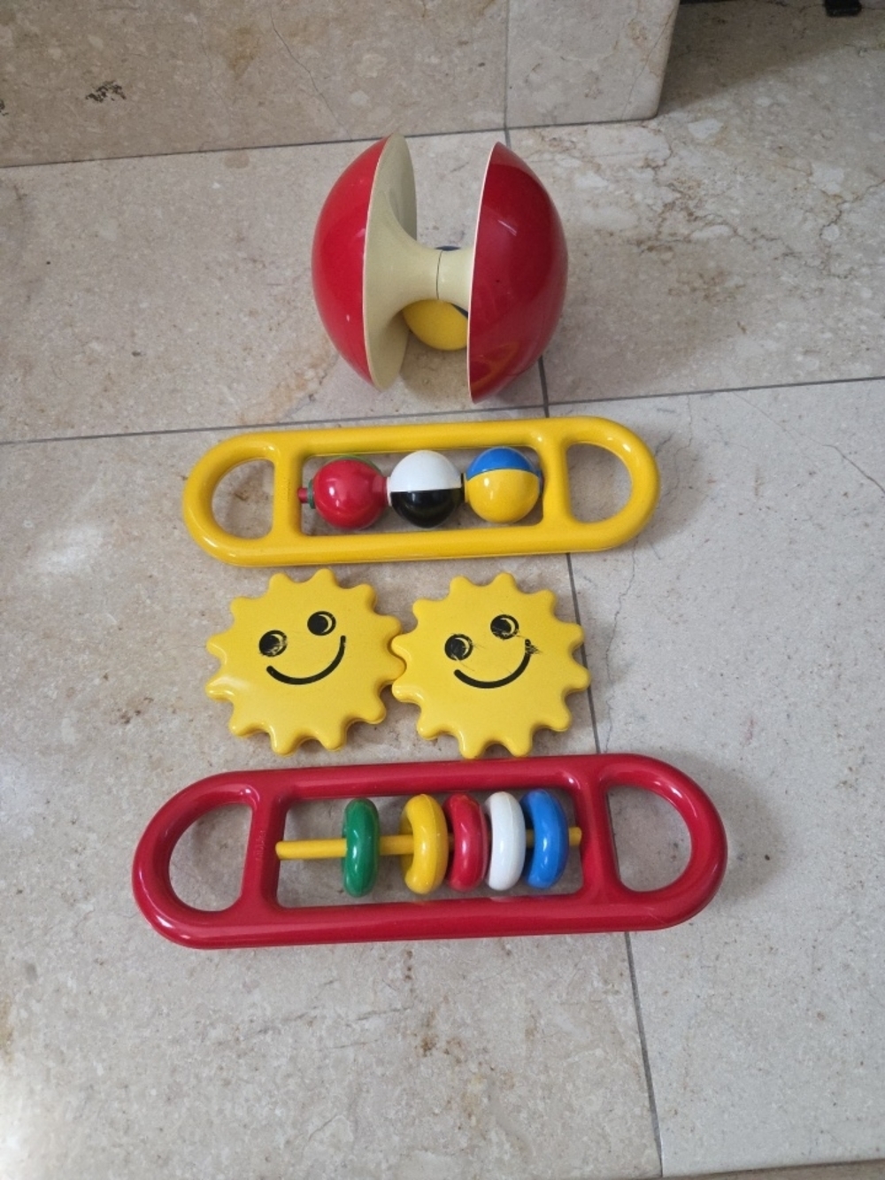 Vtg Ambi/Nibbler Multicolor Rattle Ball Rock n’ Roll Hand-Eye Coord Motor Skills